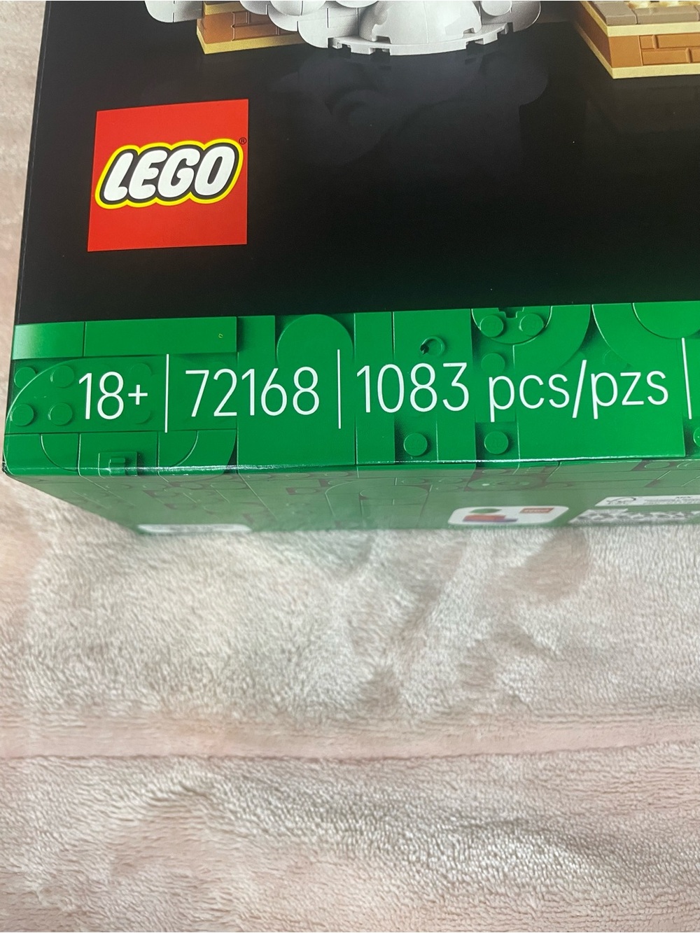 LEGO Green and Red Rayquaza Display Set - Picture 3 of 4